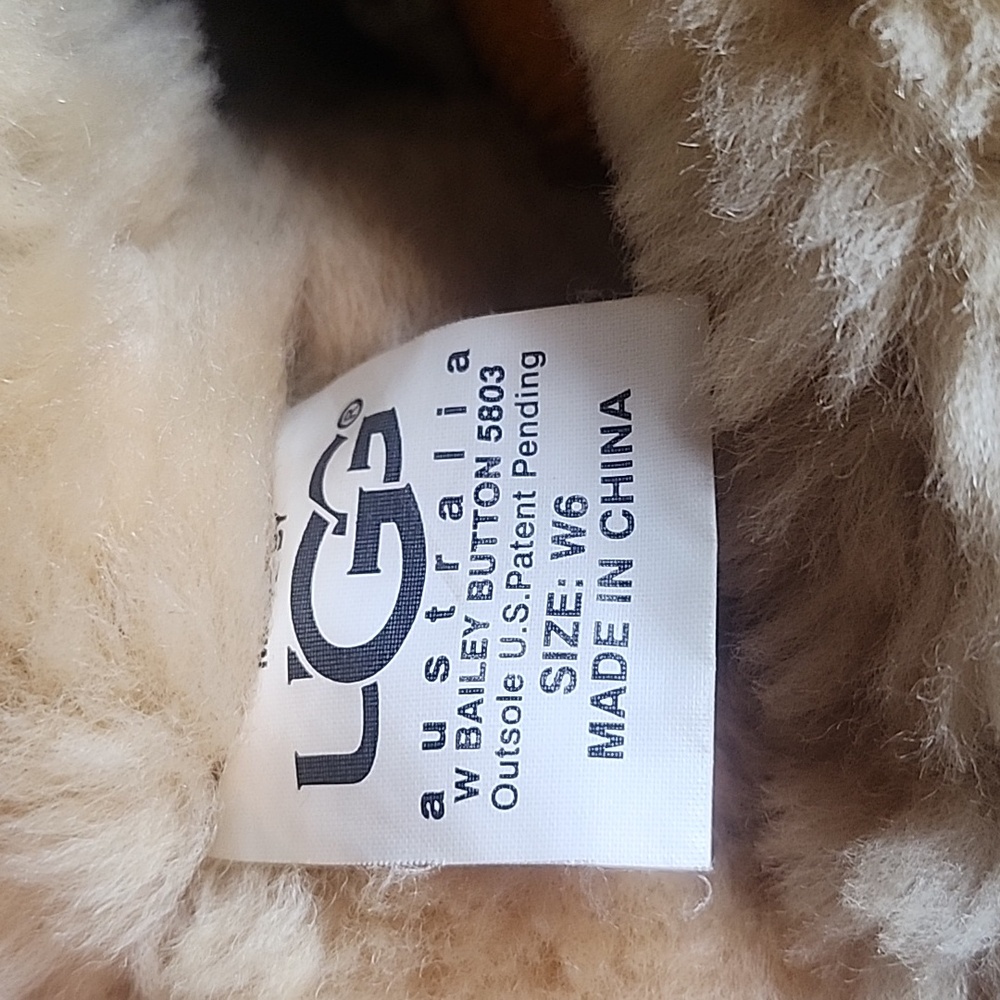 Ugg Mini Boots Bailey Button II Chestnut High Top Sheepskin Boot Women’s Size 6 - Picture 8 of 9